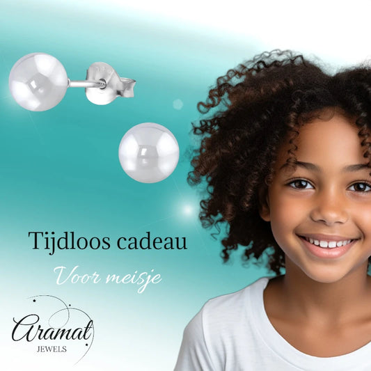 Oorbellen – Zilver Parel Lichtgrijs (6mm)