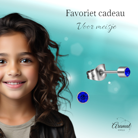 Mini kristal oorstekers blauw – 3mm zilverkleur