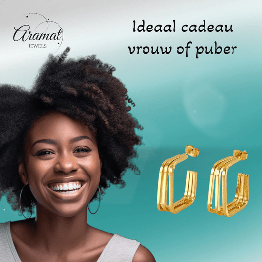 Goudkleurige Vierkante Triple Oorstekers 25mm - oor6380 - 69935 - Oorbellen kopen# - 25mm - alles - cadeau