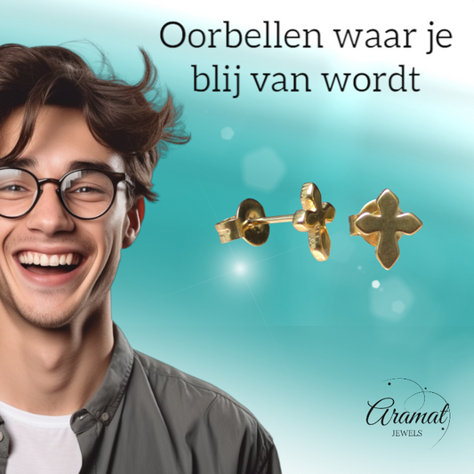 Stalen Oorbellen kruisje – Goudkleur – 8x7mm