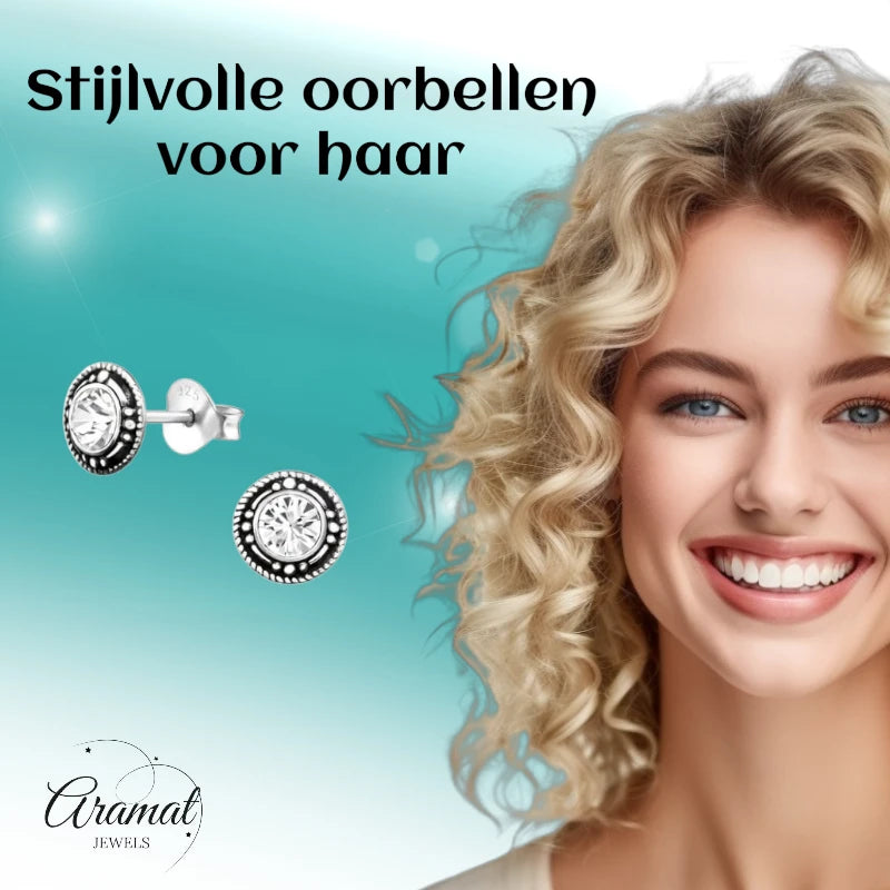 Oorstekers – Sterling Zilver Bali Etnisch Transparant Kristal 7mm Rond Geoxideerd