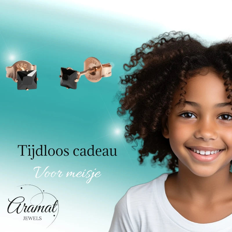 Oorbellen – RVS Roségoudkleur met Zwarte Vierkante Zirkonia (4mm)