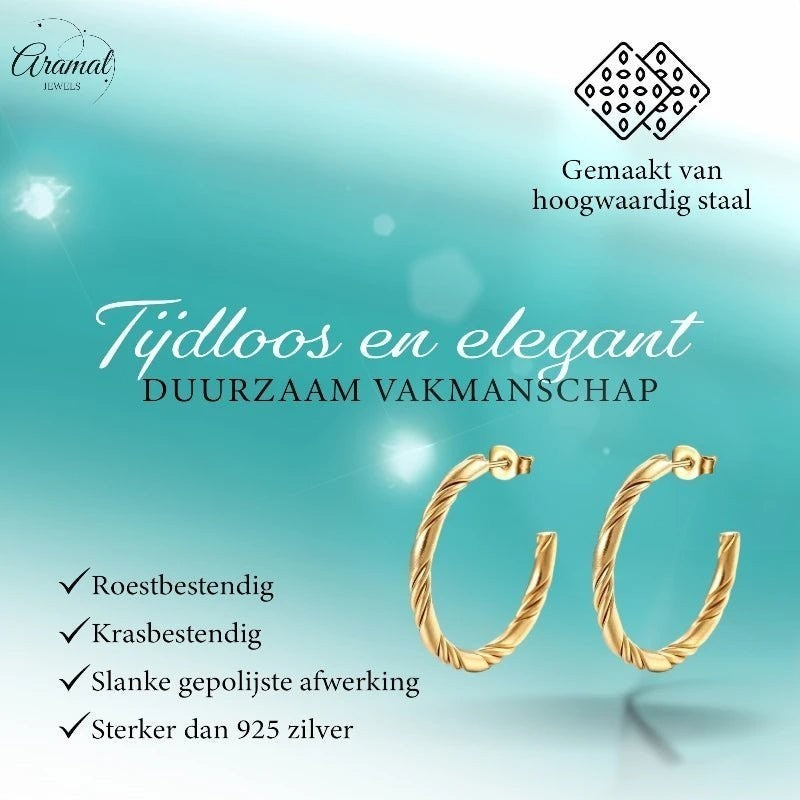 Aramat Jewels goudkleurige halve oorringen van RVS met een gedraaid motief en vlindersluiting, 30mm diameter.