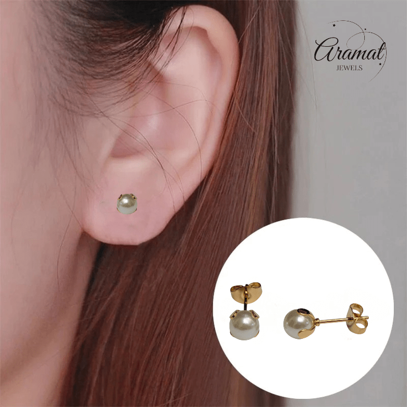 Goudkleurige Stalen Parel Oorbellen 6mm - Aramat Jewels - Oorbellen - cadeautip