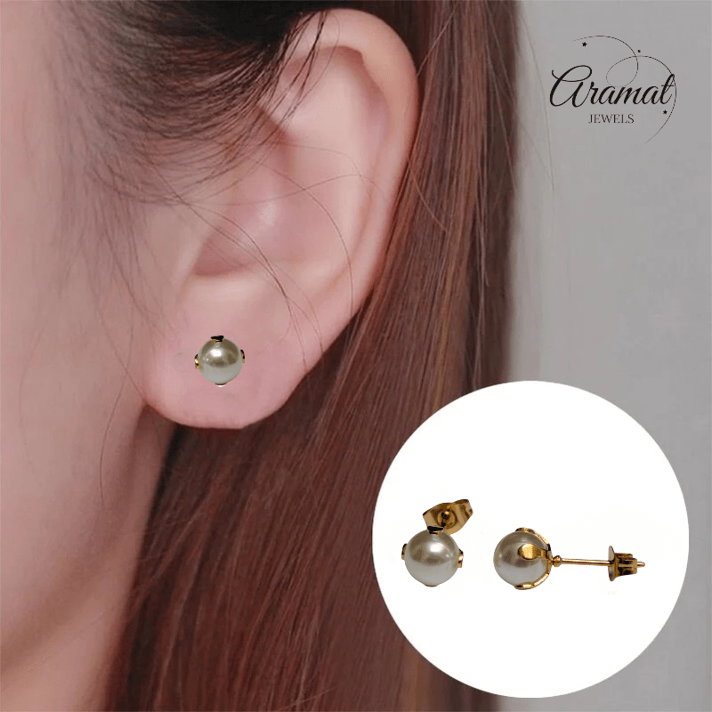 Goudkleurige Stalen Parel Oorbellen 7mm - Aramat Jewels - Oorbellen - cadeautip