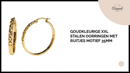 Goudkleurige XXL Stalen Oorringen met Ruitjes Motief 35mm by@Outfy