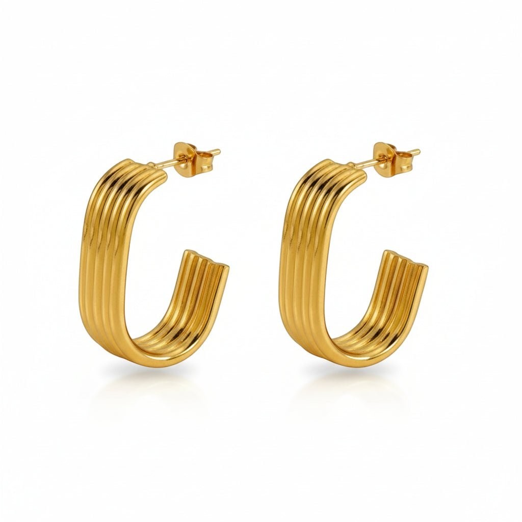 Rechthoekige Oorstekers Streepjesmotief Goudkleurig Staal - Aramat Jewels - RVS Sieraden - Oorbellen - cadeautip