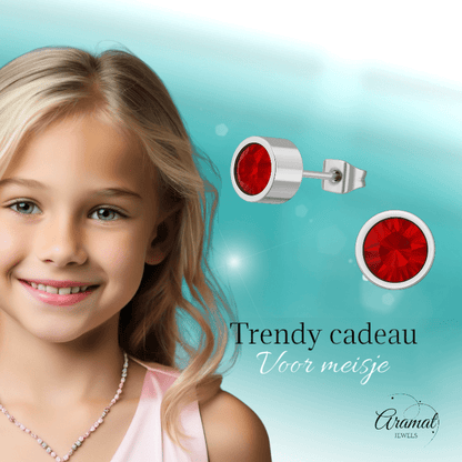 Rode kristal oorstekers – 5mm zilverkleur RVS - Aramat Jewels - Oorbellen - cadeautip