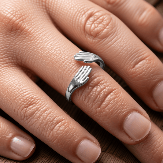 RVS Damesring Verstelbaar – 2 Handjes – One Size - Aramat Jewels - Ringen - cadeautip