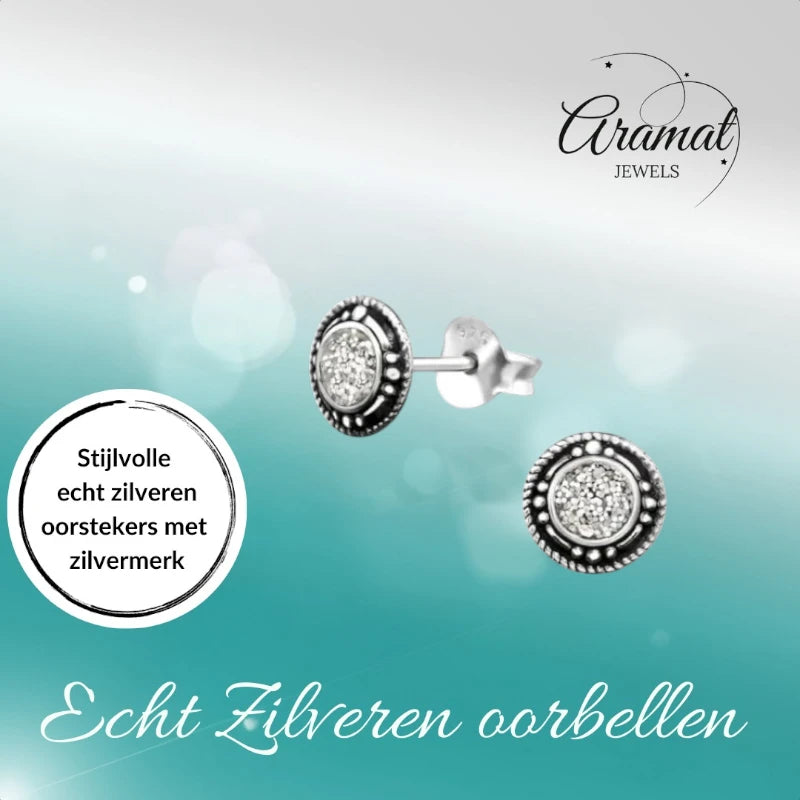Oorstekers – Sterling Zilver Bali Etnisch Witte Glitter 7mm Rond Geoxideerd
