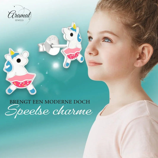 Eenhoornvormige oorbellen.