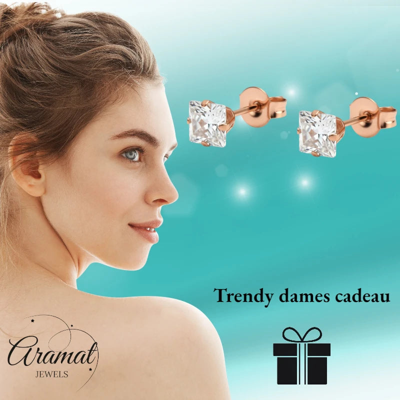 Oorbellen – RVS Roségoudkleur met Vierkante Zirkonia (5mm)