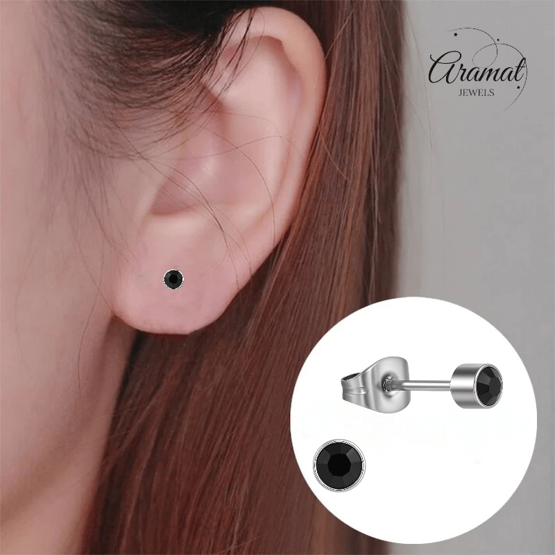 Zwarte kristal oorstekers – 4mm zilver RVS - Aramat Jewels - Oorbellen - cadeautip
